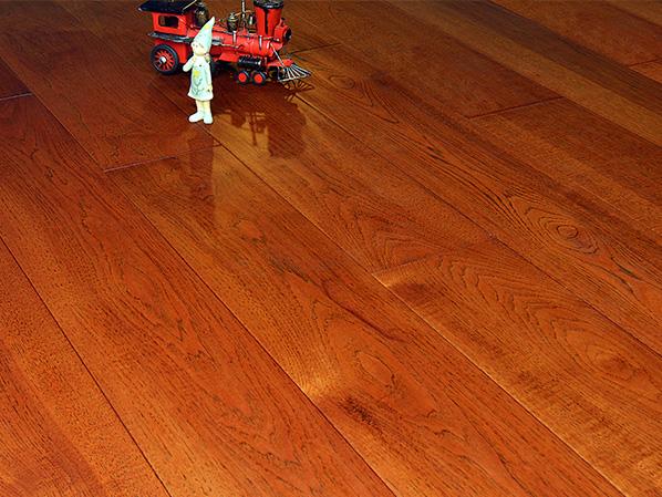 山核桃多（duō）層實木複合地板