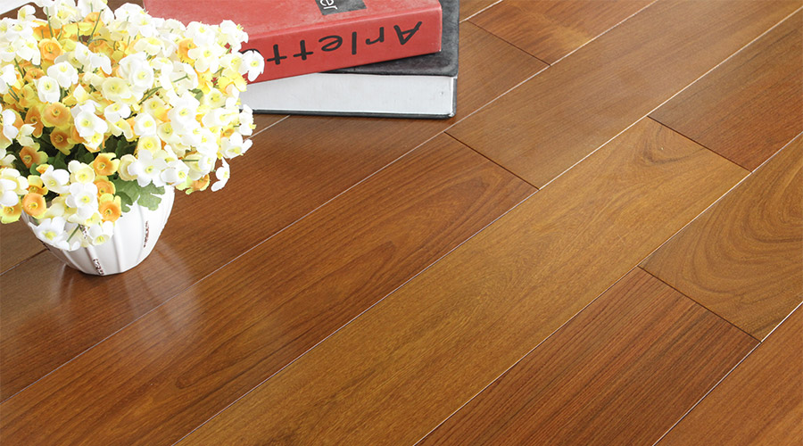 重蚁（yǐ）木本色实木平面地板