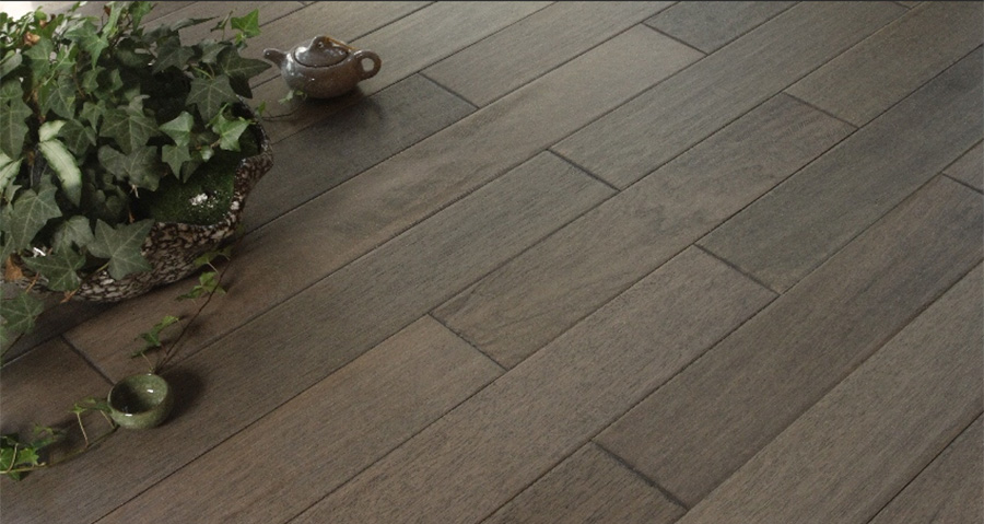 纤皮玉蕊黑（hēi）胡桃色实木平面地（dì）板